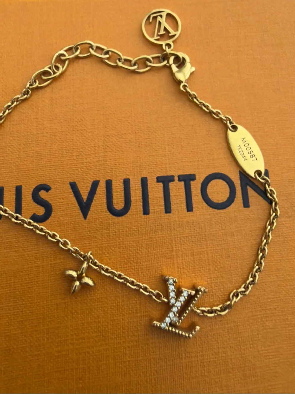 Louis Vuitton M00587 LV Iconic Gold Bracelet